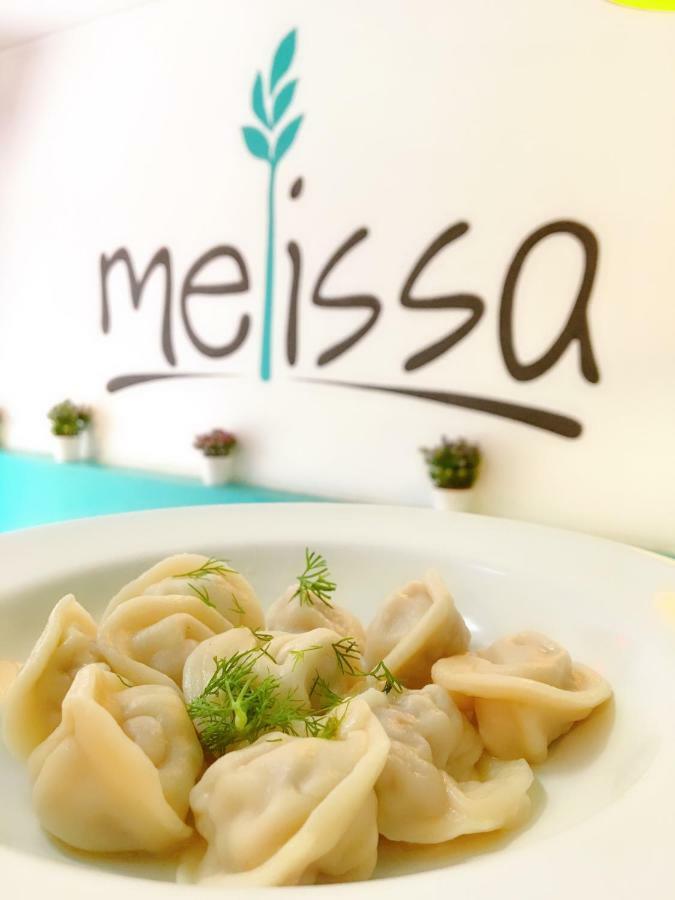 Melissa Guesthouse Паттайя Экстерьер фото